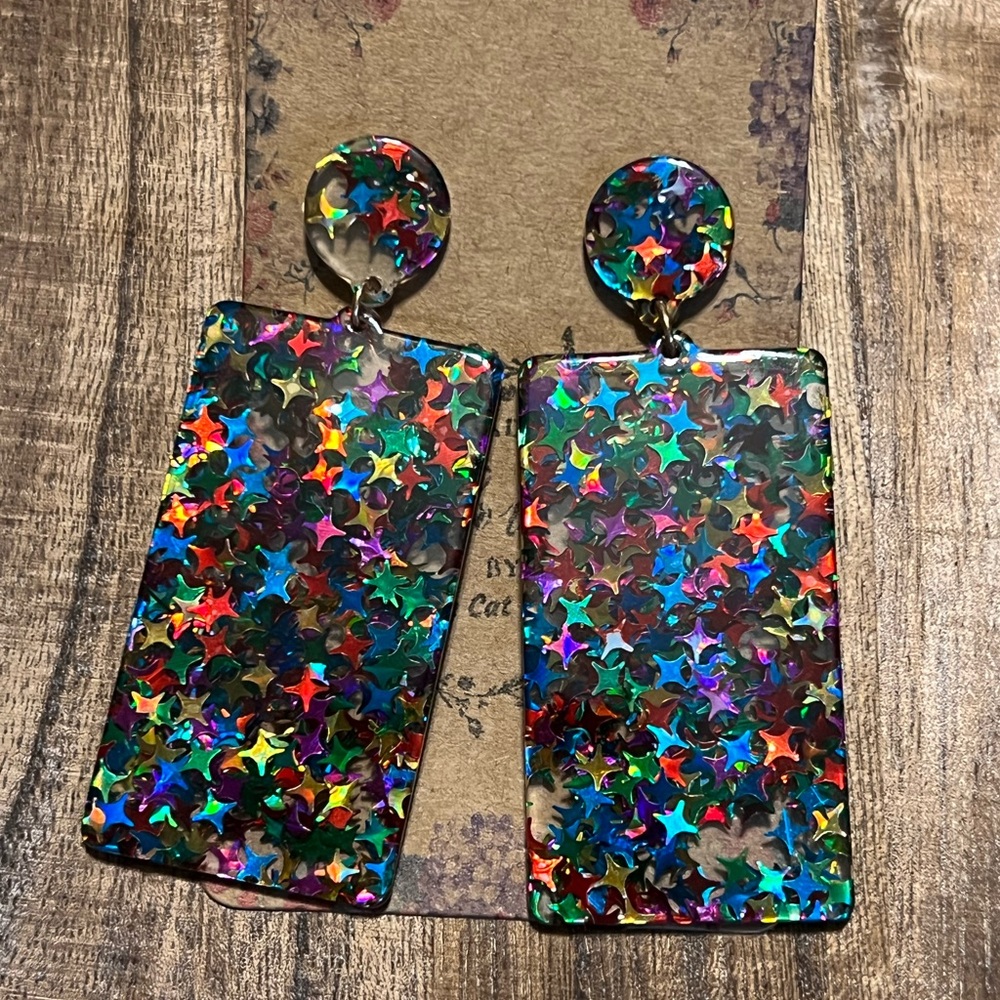 Colorful Star Pattern Resin Earrings